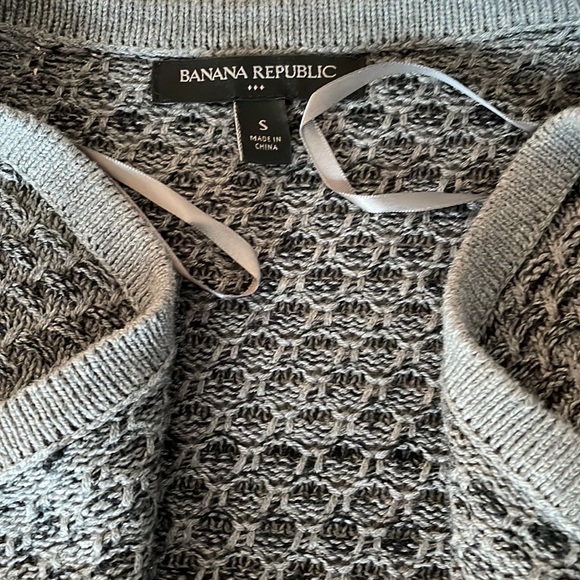 Banana Republic oversized black and grey sweater - Picture 3 of 3